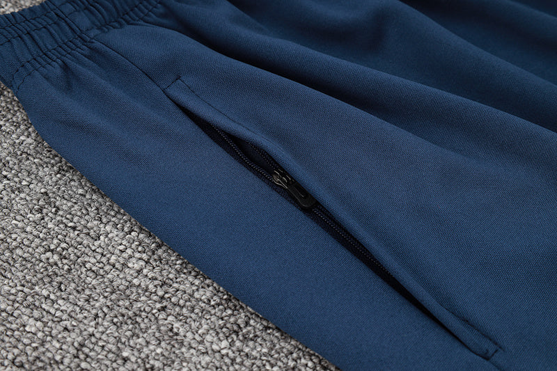 Tuta Sport Blu e Carta da zucchero