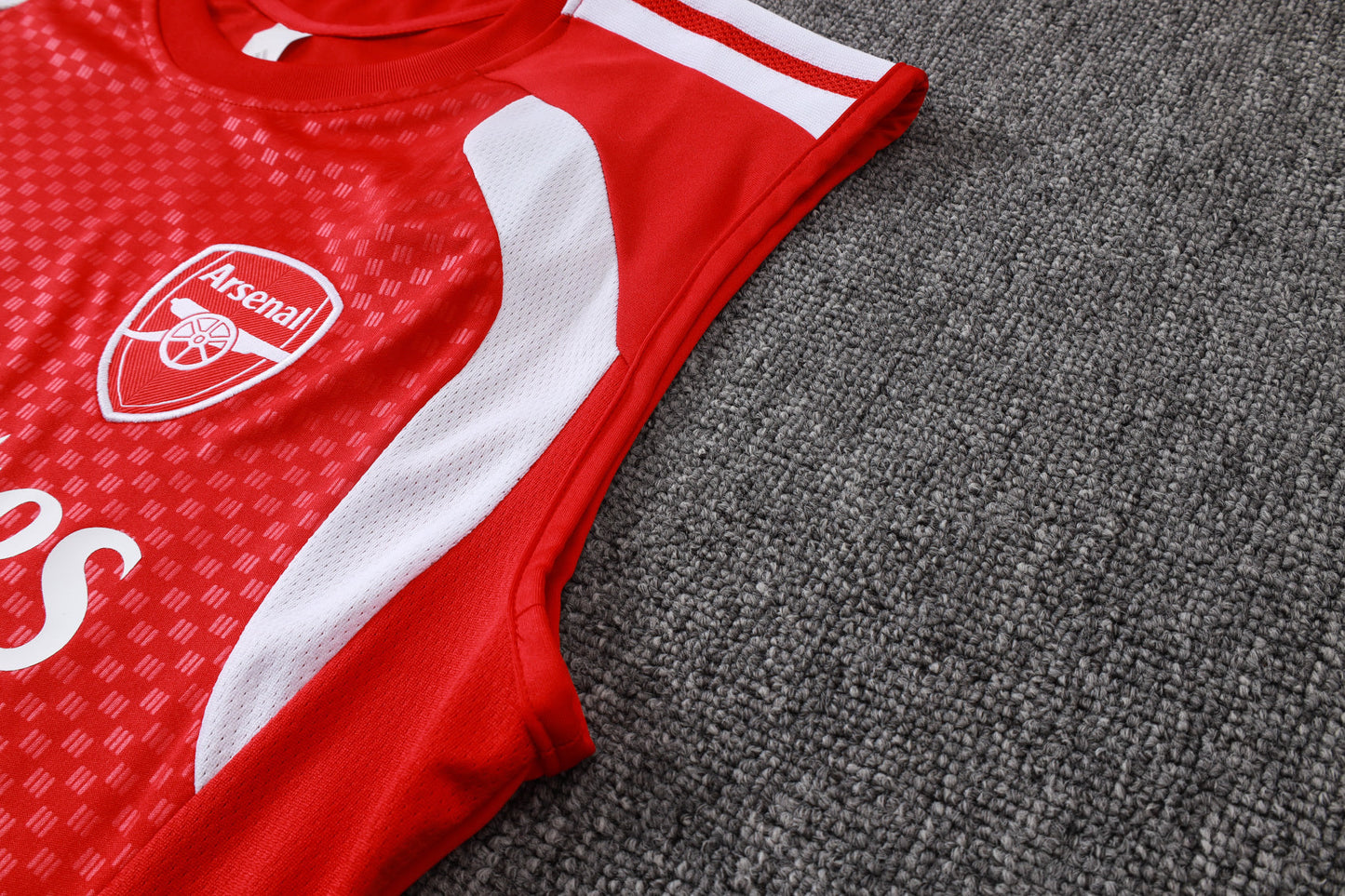 Arsenal completo con canottiera 2026
