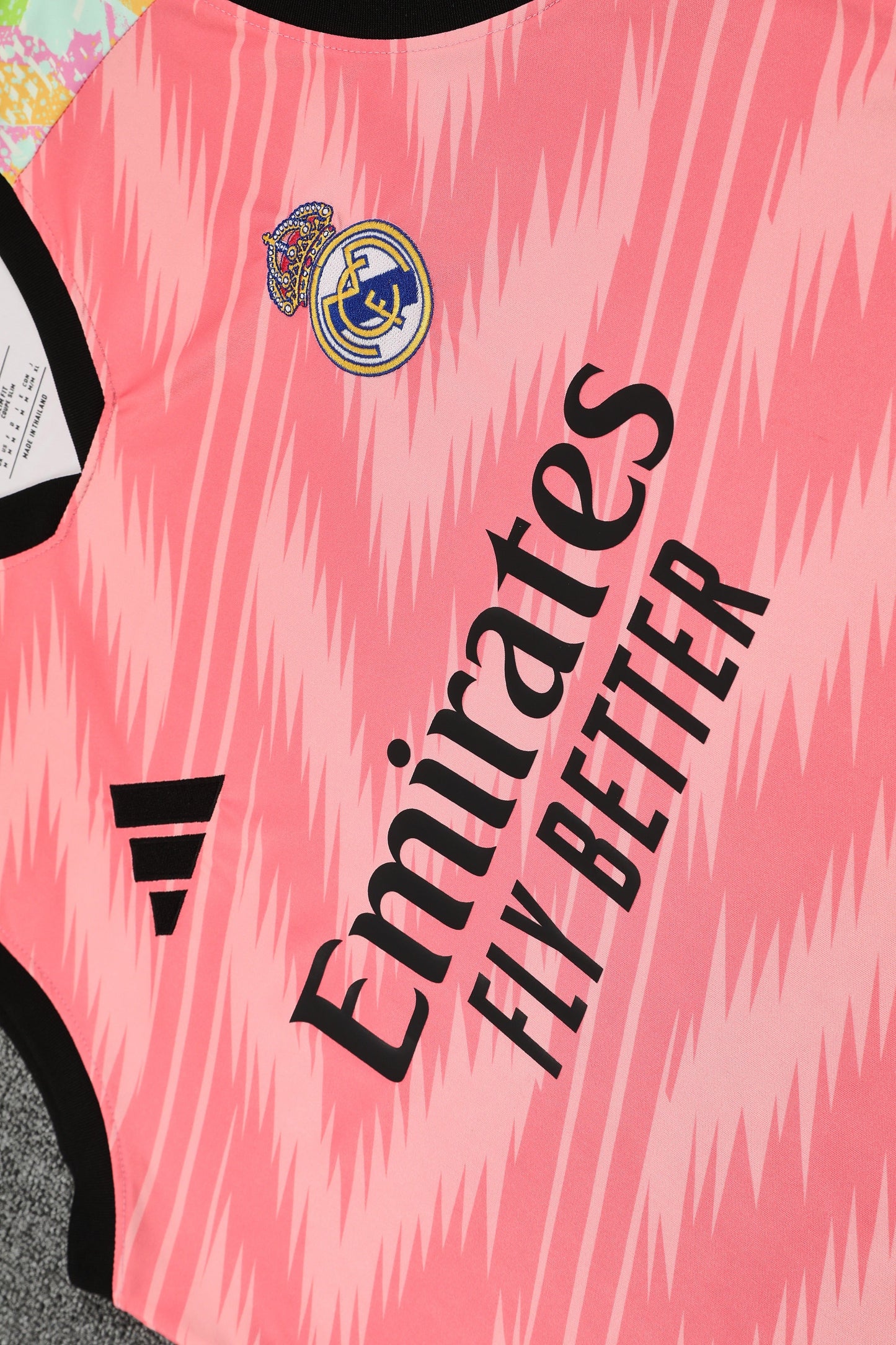 Real Madrid Rosa fantasy completo con canottiera