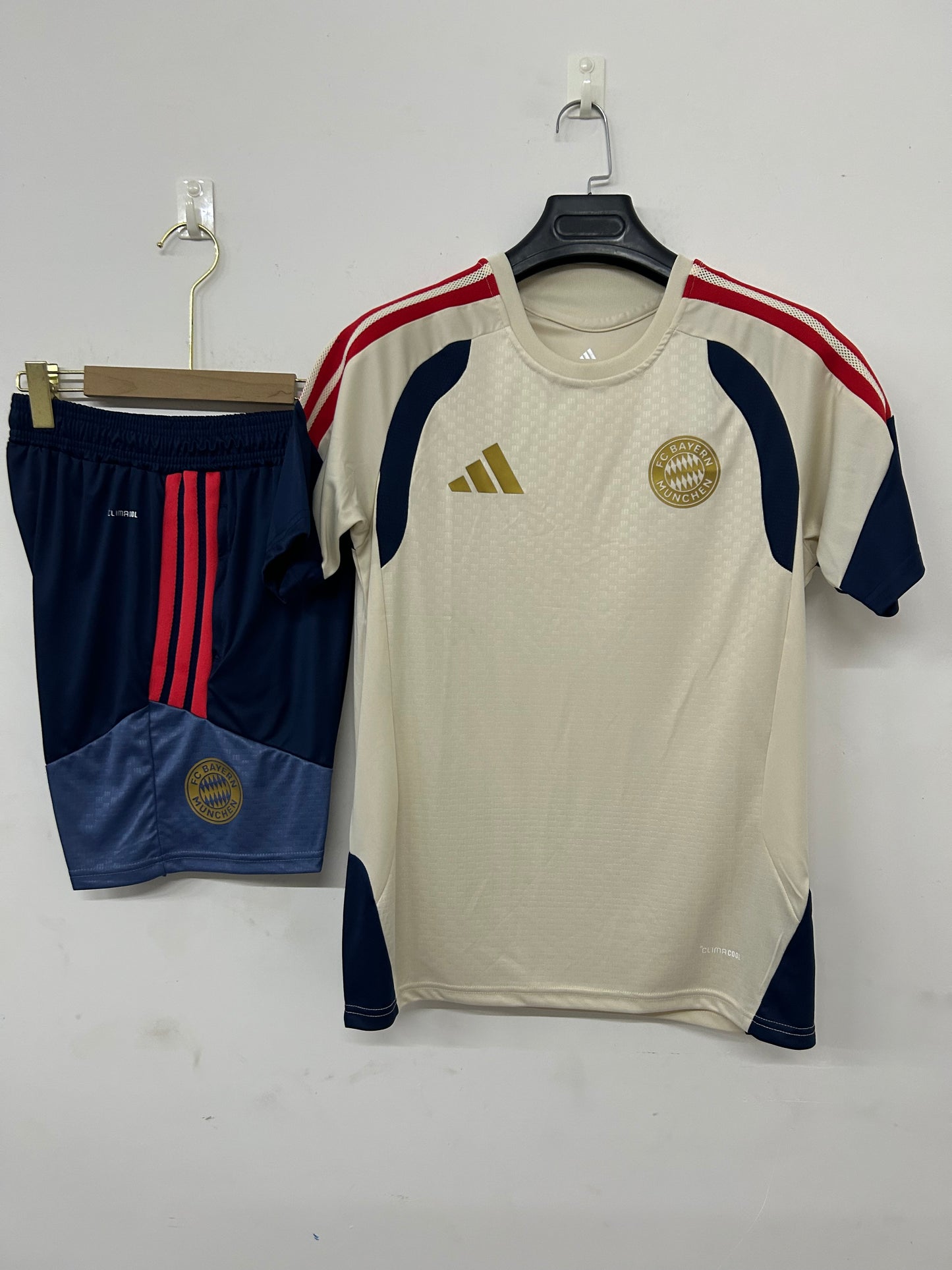 Bayern Monaco completo 26-27