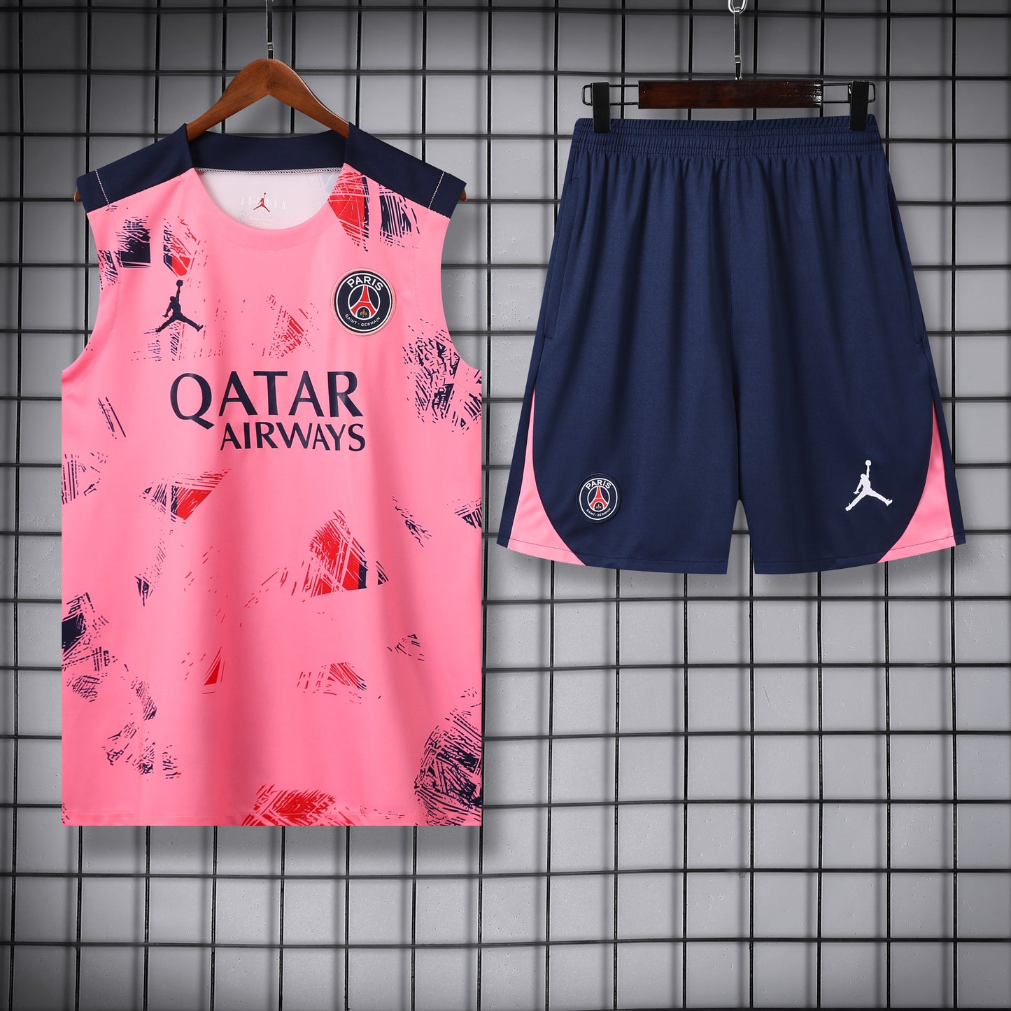 Paris Rosa fantasy completo con canottiera