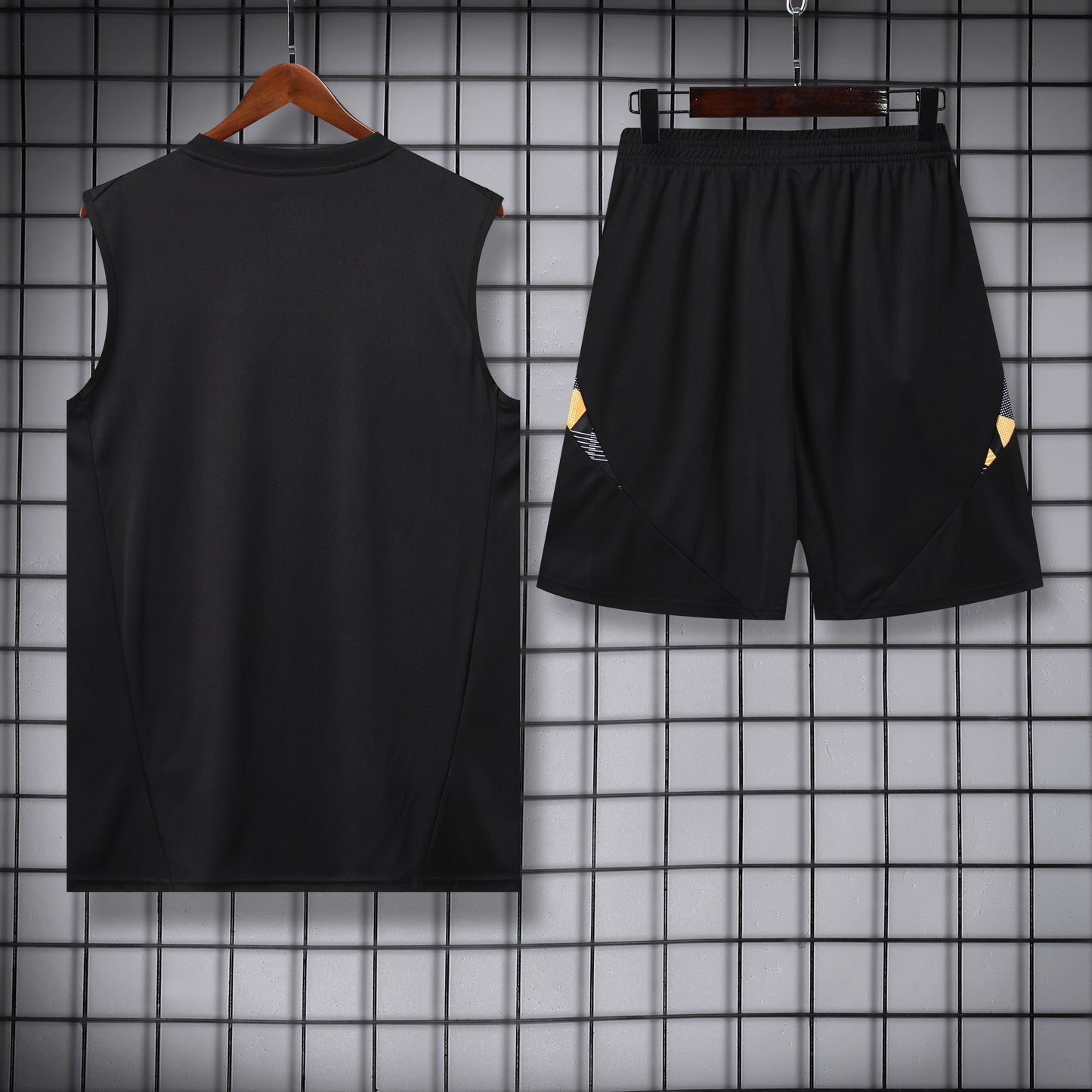 Real Madrid Black completo con canottiera