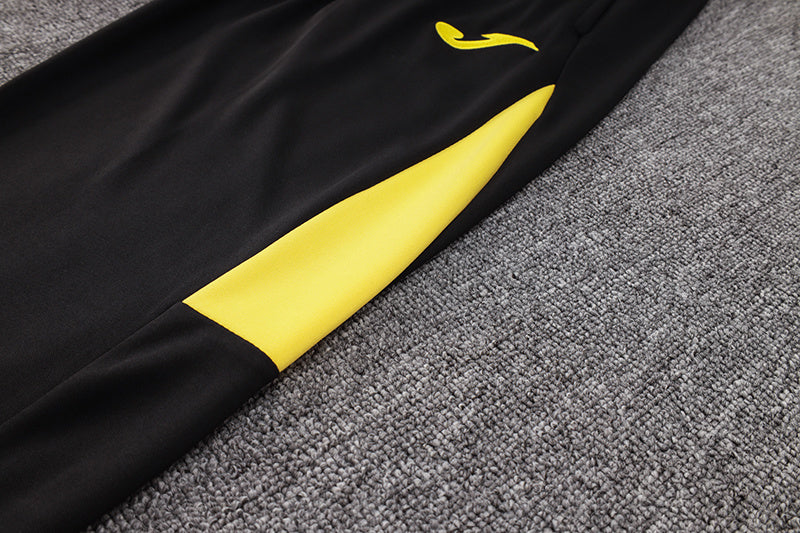 Tuta Sport Rosso e Nero