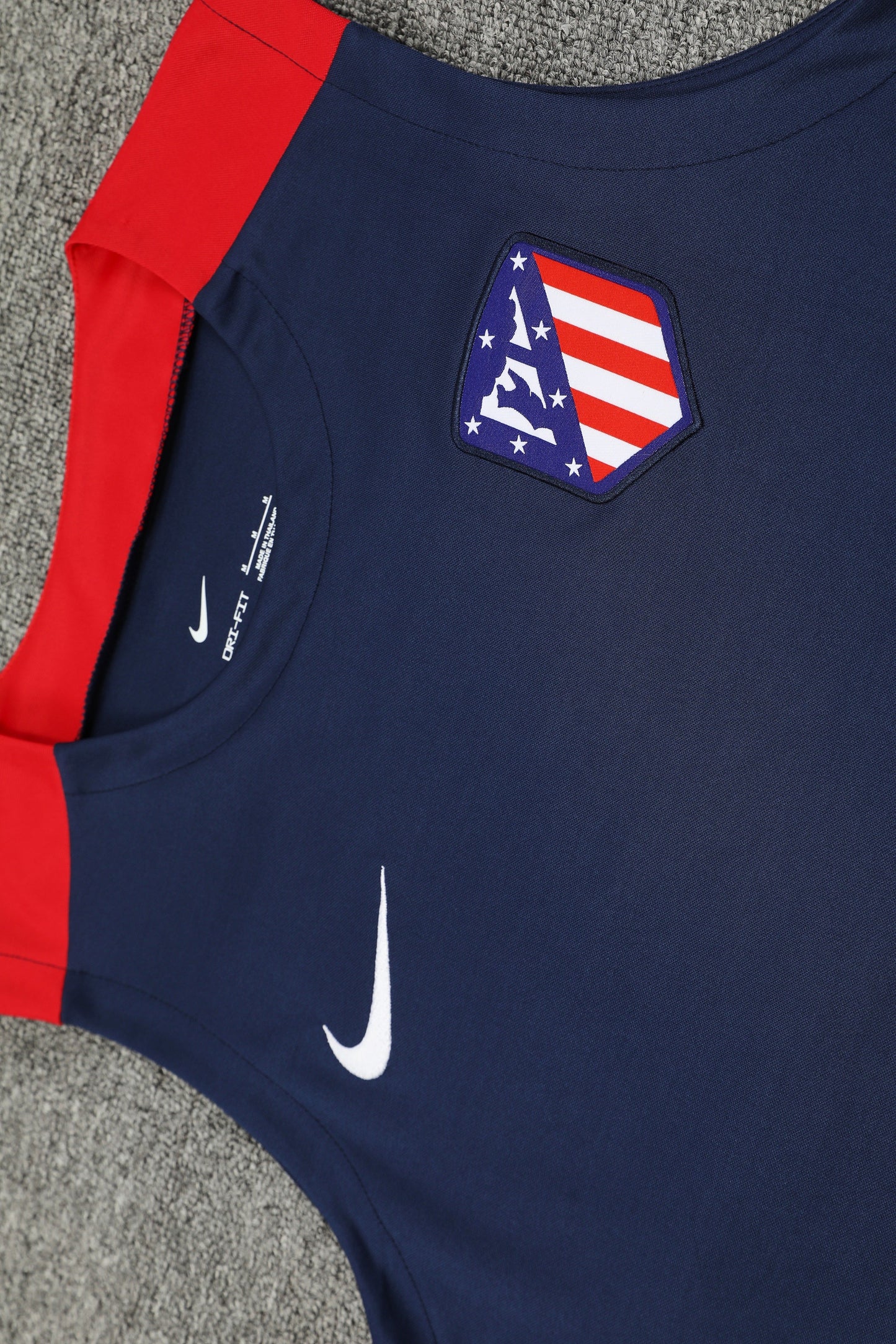 Atletico Madrid  blu completo con canottiera