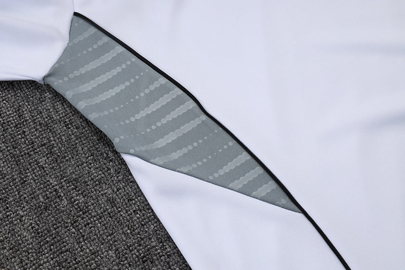 Tuta Sport Bianco e Blu dettagli grigi