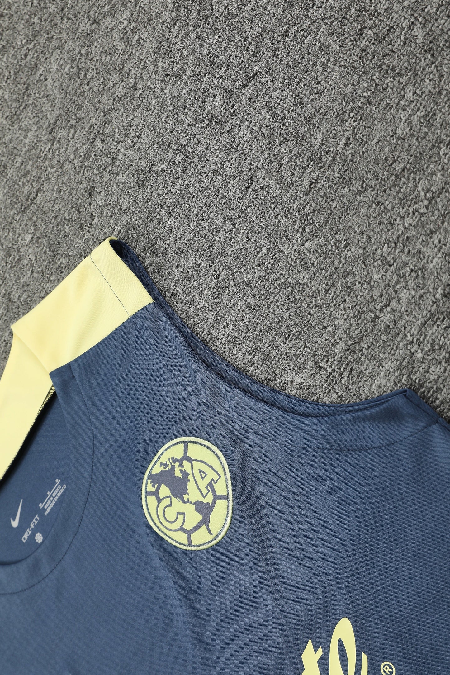 Club America grigio completo con canottiera