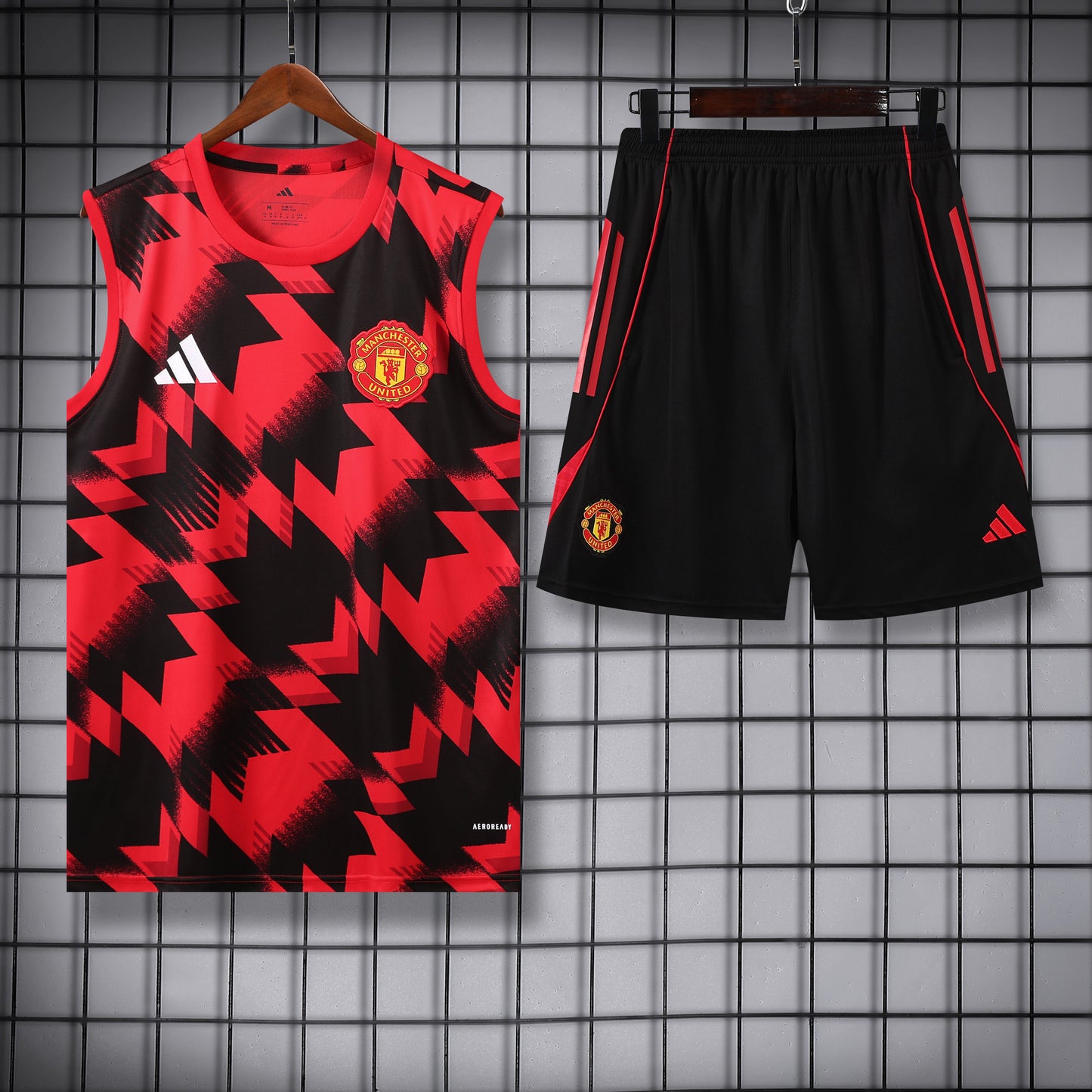 Manchester United Fantasy completo con canottiera 2025/26