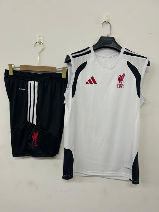 Liverpool completo white con canottiera
