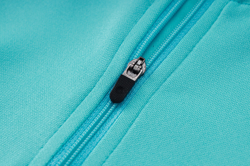 Tuta Sport Celeste e Blu dettagli Azzurri