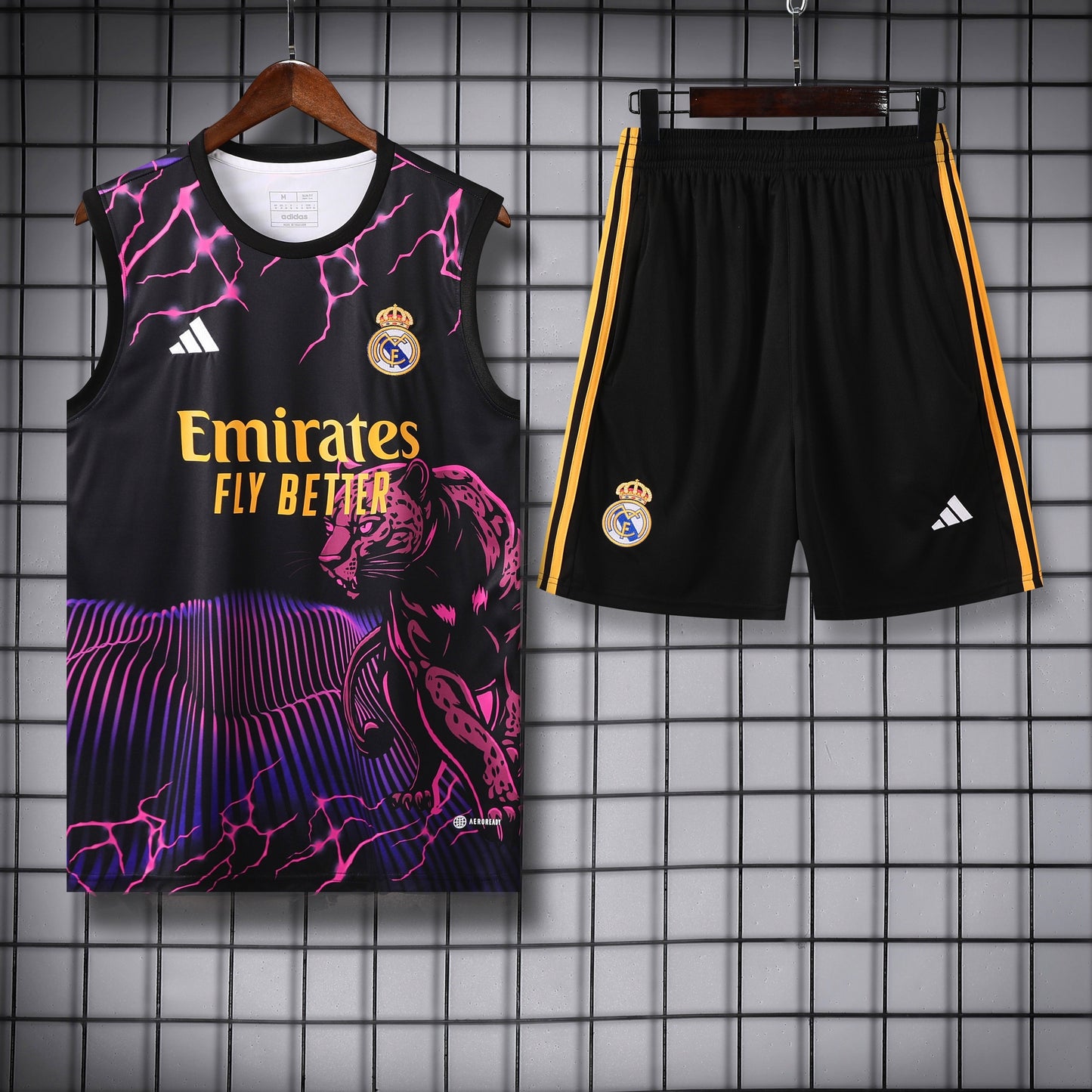 Real Madrid Fantasy completo con canottiera