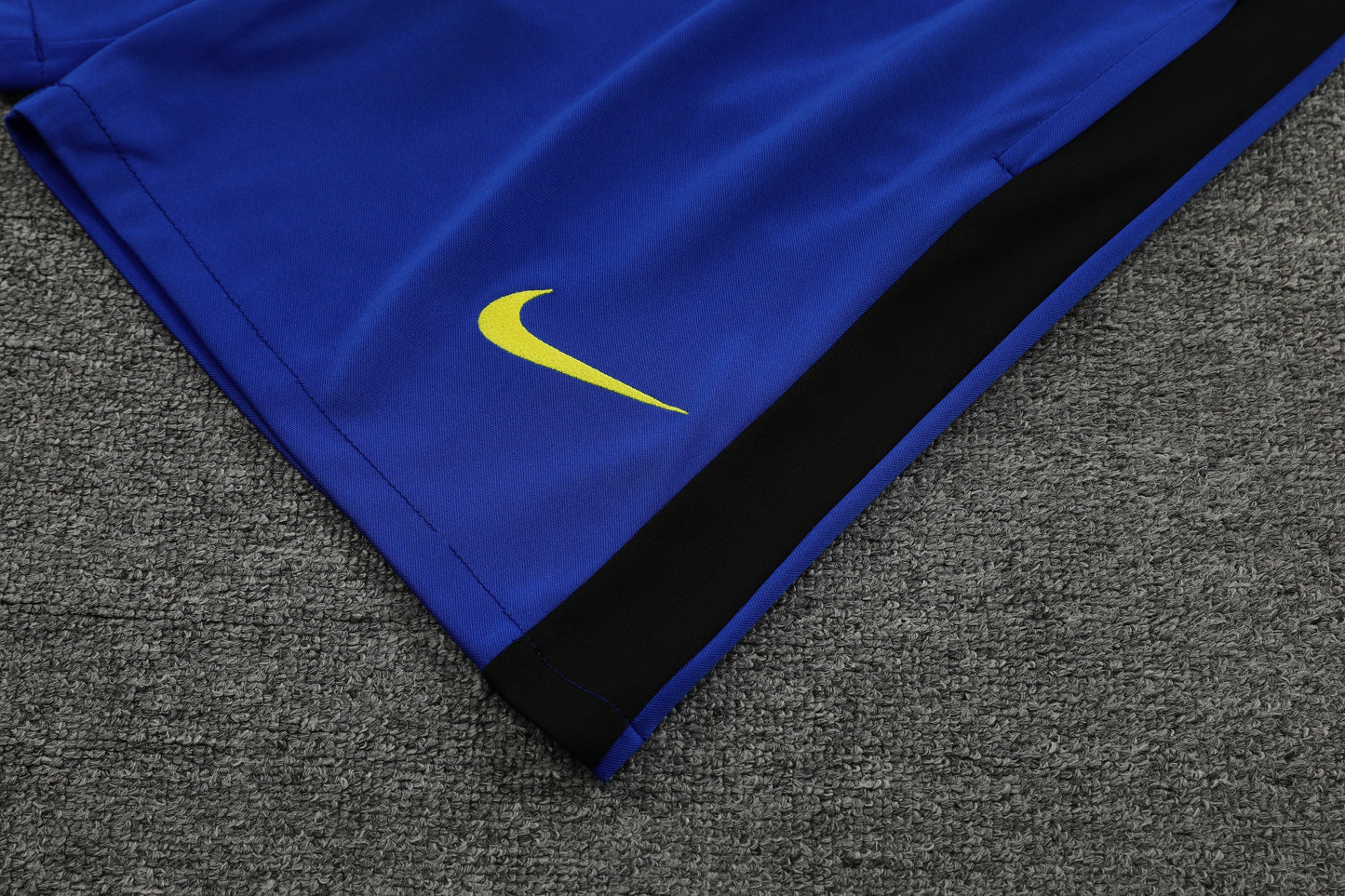Inter blu e nero 2025