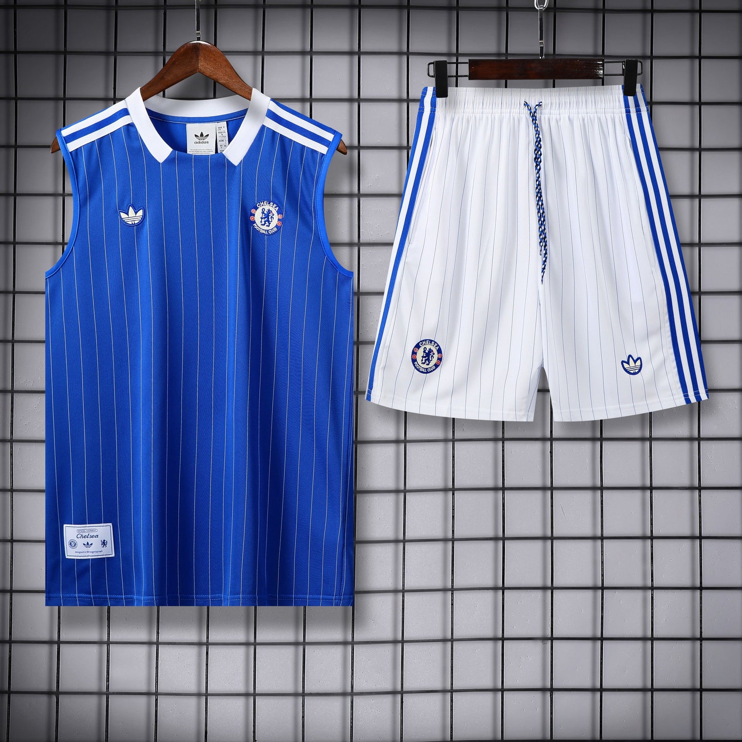 Chelsea completo azzurro rigato