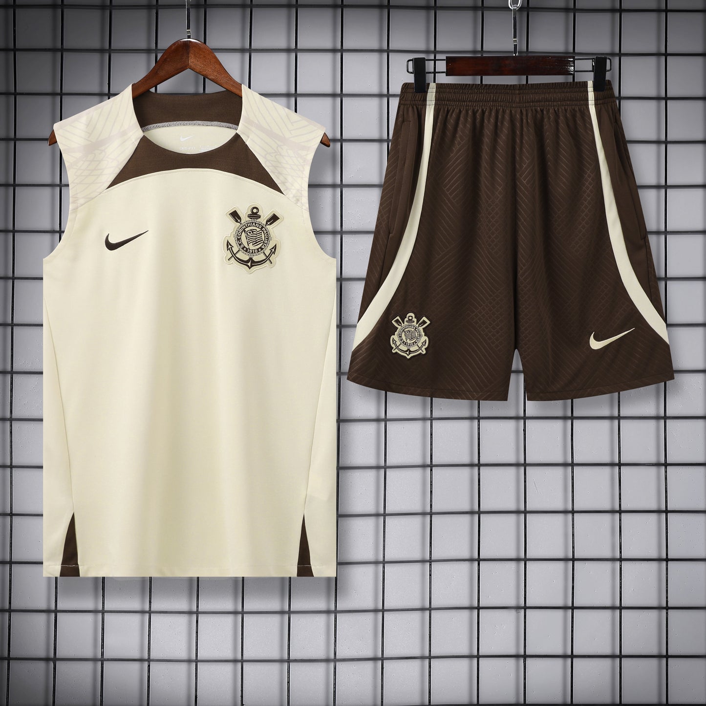 Corinthians beige completo con canottiera