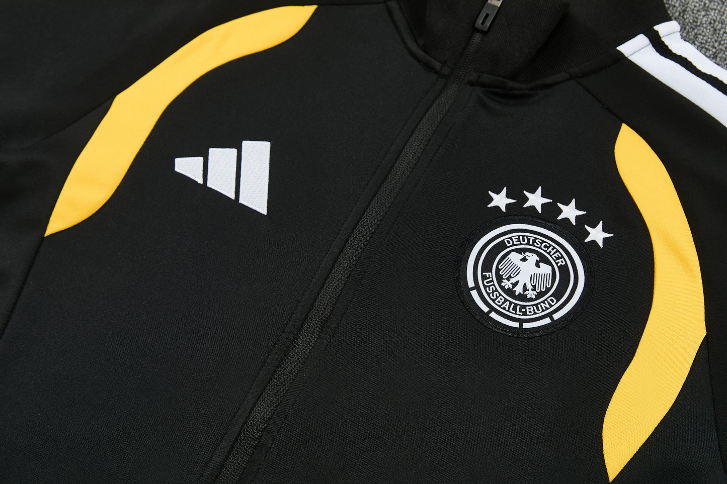 Tuta Zip Intera Germania Nero