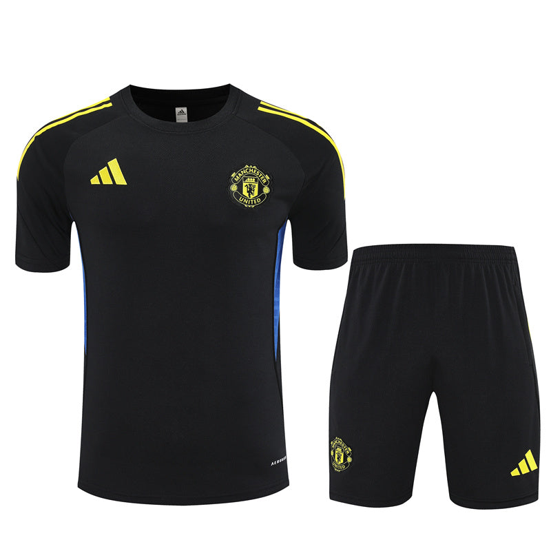 Manchester United nero 2025/26