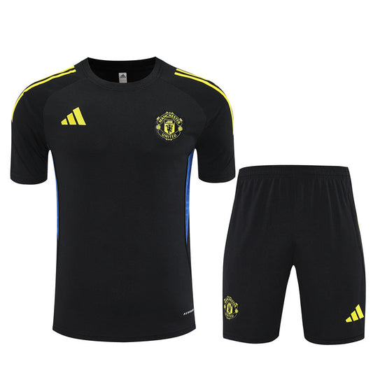 Manchester United nero 2025/26